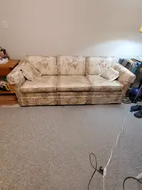 Very comfy couch