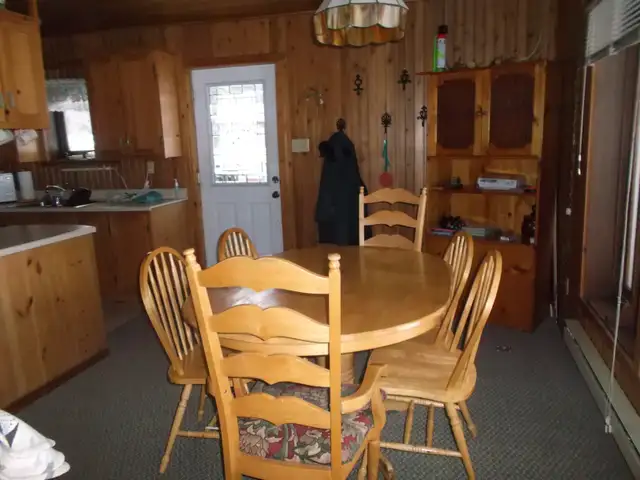 Cottage for rent on safe, sandy, beach, Private lake in Quebec in Canada - Image 4