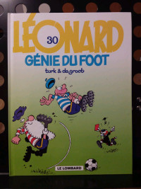 LÉONARD #30 GÉNIE DU FOOT E.O. 2000