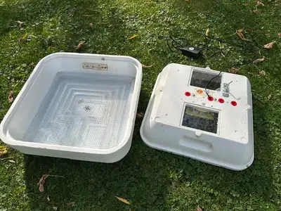 Circulated Air egg Incubator hova-bator model 2365, View more