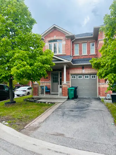 House for Rent in Brampton East
