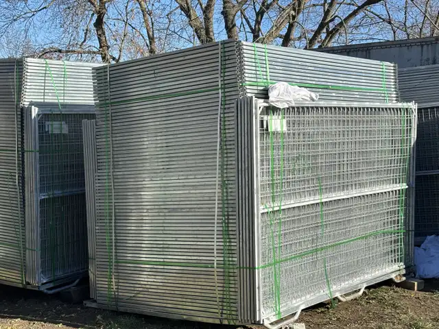 temporary fence64601015299075120