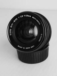 Sigma Mini  Wide 28mm F 2 .8 Lens For Nikon Ai Mount 