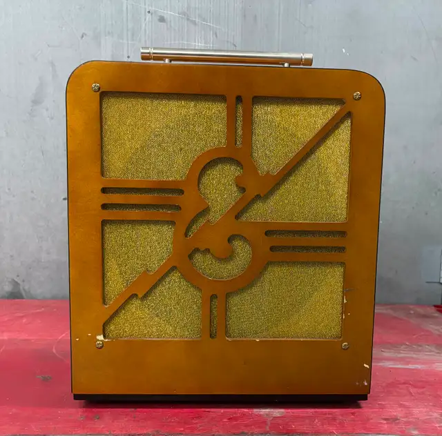 Epiphone Electar Century RI 18 watt  1x12" tube amp in Amps & Pedals in City of Toronto - Image 2