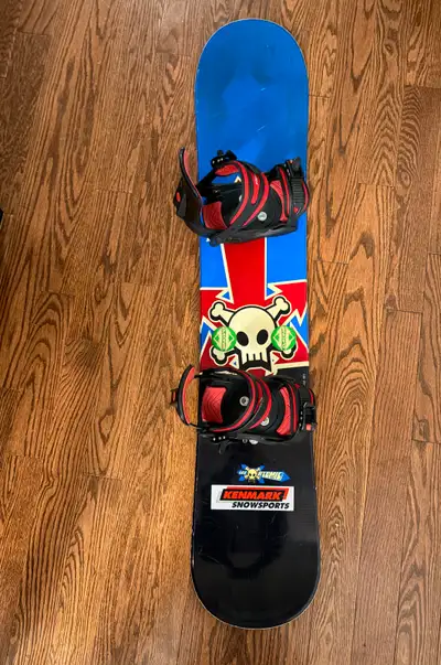 129 cm Snowboard with Bindings and Stomp pads, View more