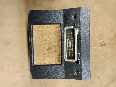 Freed Eismann Vintage Radio CH155 C Educator Radio-Phonograph Please refer to the pictures and feel...