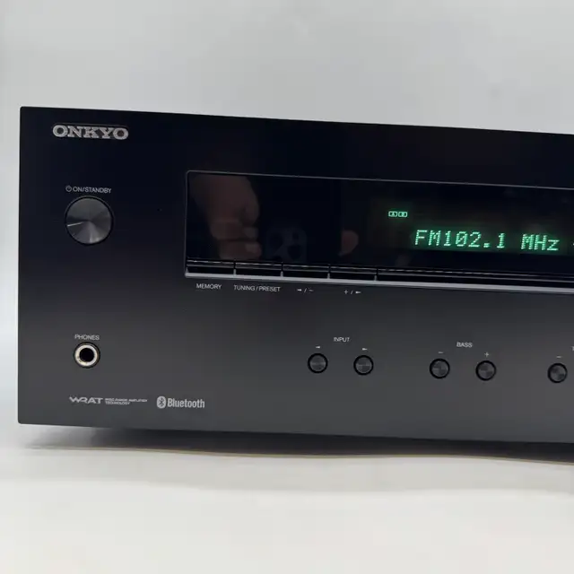 Onkyo TX-8220 Stereo Receiver Bluetooth AM/FM Receiver remote in Stereo Systems & Home Theatre in City of Toronto - Image 3