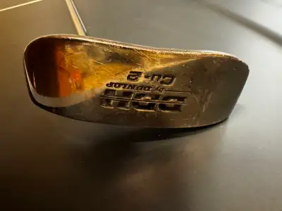 Dunlop putter for sale in good shape, good putter.
