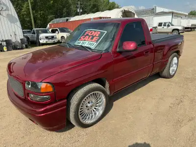 2006 GMC sierra reg cab short box Wide body c3 box Denali front end Full Escalade interior Dash etc...