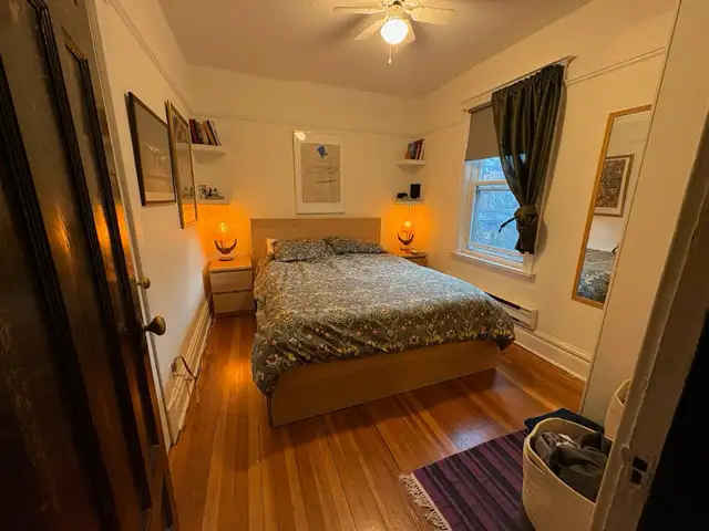 Downtown Cabbage-Town (Gerrard/Sherbourne) $230063838172791937122