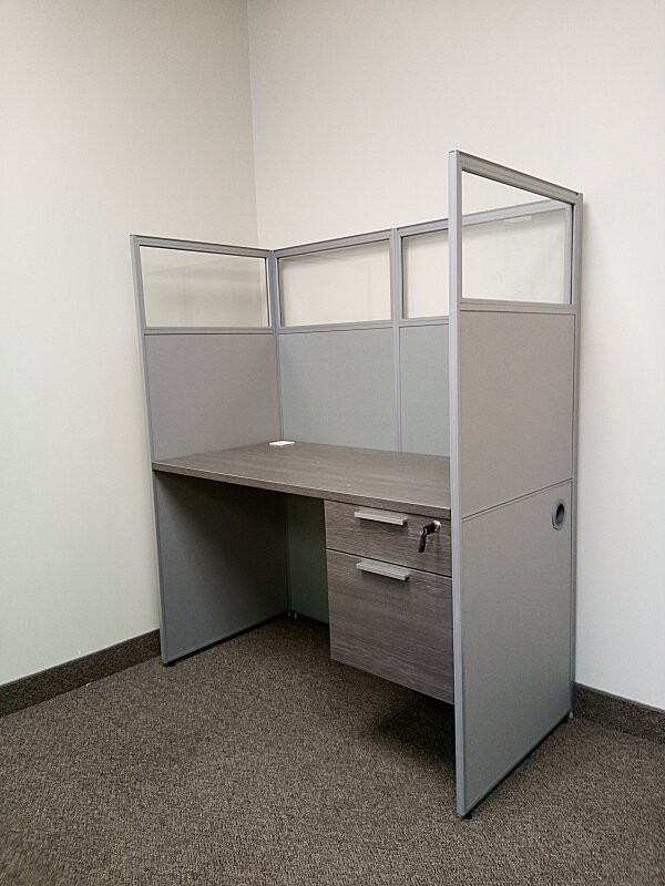 Grey Shared Rectangular Office Cubicle Panel System with Hanging in Other in City of Toronto