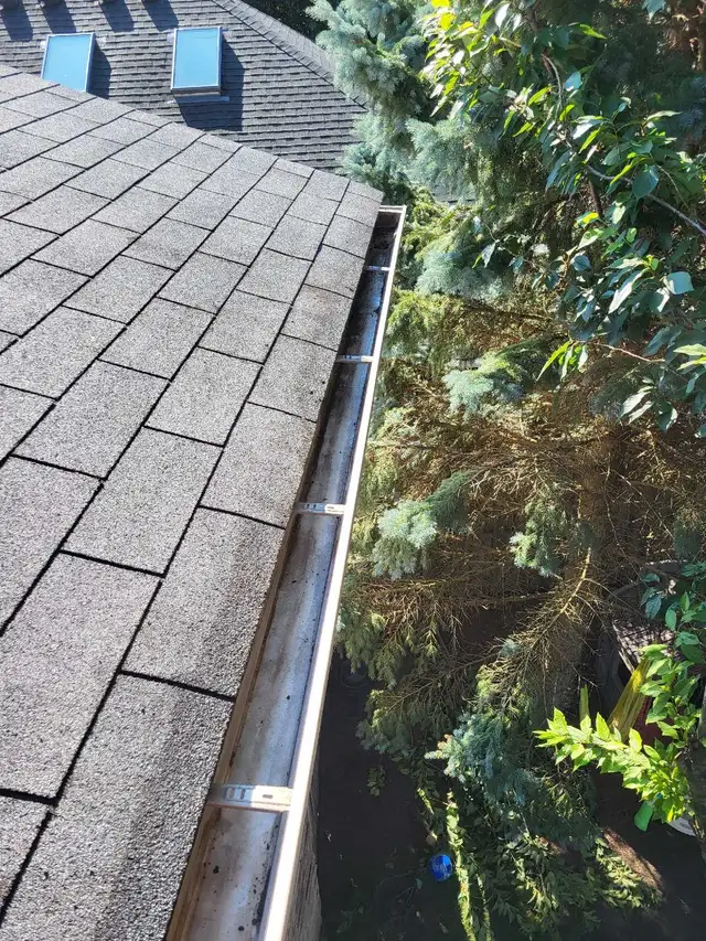 Gutter Matters Eavestrough Services529836167451136003