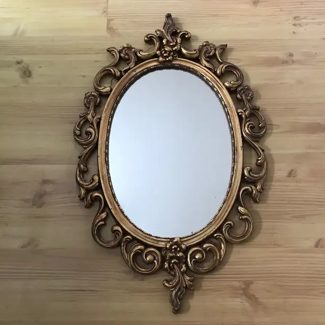 32” Vintage Ornate Gold Tone Wall Mirror in Home Décor & Accents in Ottawa - Image 2