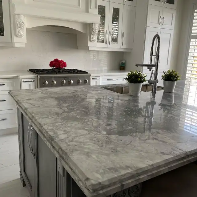 Kitchen Countertops in Cabinets & Countertops in Mississauga / Peel Region - Image 4