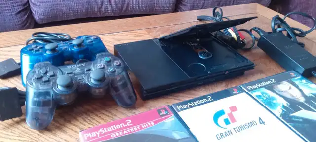PS2 with 5 games, 2 controllers, cables, memory card in Older Generation in Owen Sound - Image 4