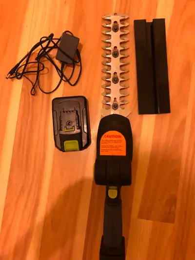 Saker Cordless Hedgetrimmer, View more