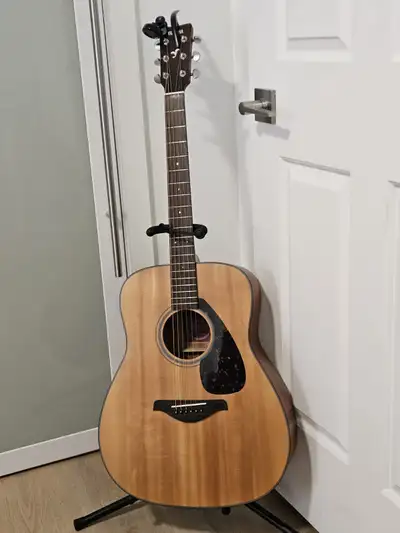 Yamaha acoustic guitar, like new, trades accepted, View more