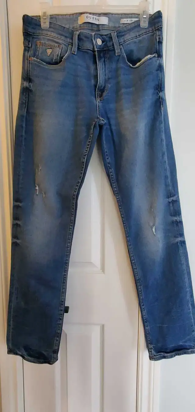 Guess Jeans 30x32 in Women's - Bottoms in Barrie - Image 2