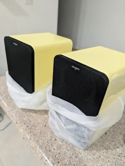 Quality Tangent Audio EVO 2-Way Hi-Fi Speakers in Yellow - MINT, View more