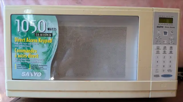 Full Size Microwave 1050W