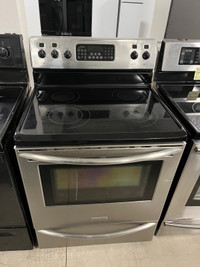 Frigidaire stainless steel glass top stove good working conditio