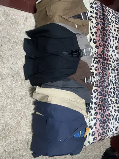 men’s suit 36-38, View more