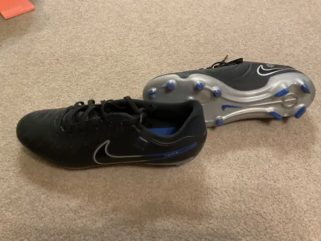 Kids and Adults Soccer Shoes - Kanata in Soccer in Ottawa - Image 6