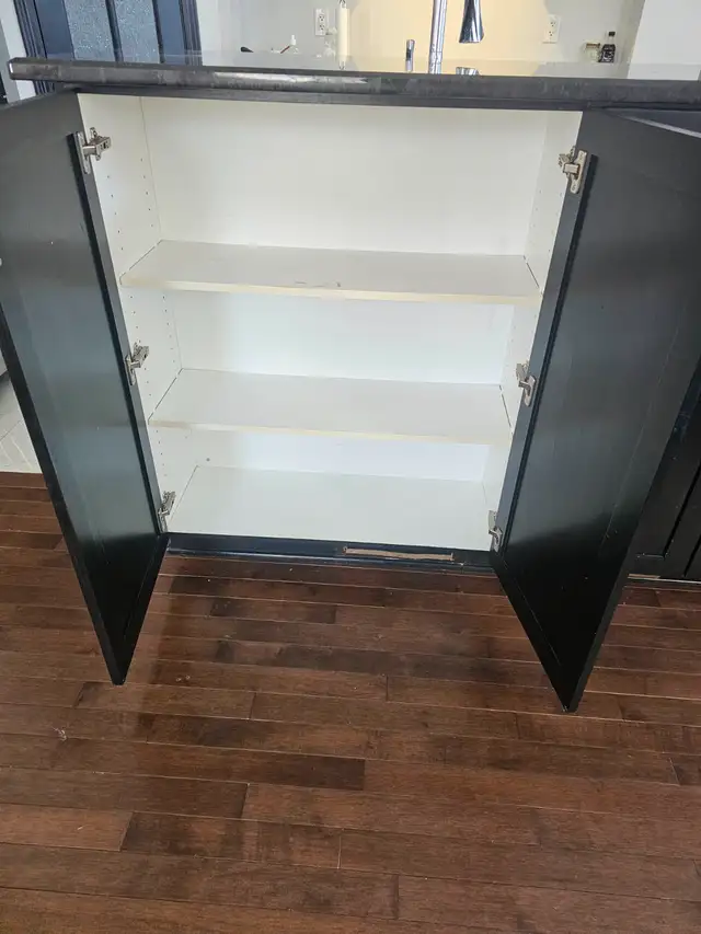 FULL KITCHEN - SOLID MAPLE DOORS **RENO478644236956487685