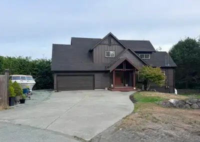 REALTOR BUYERS WELCOME - Seller is willing to pay commission to a licensed realtor negotiable and ag...