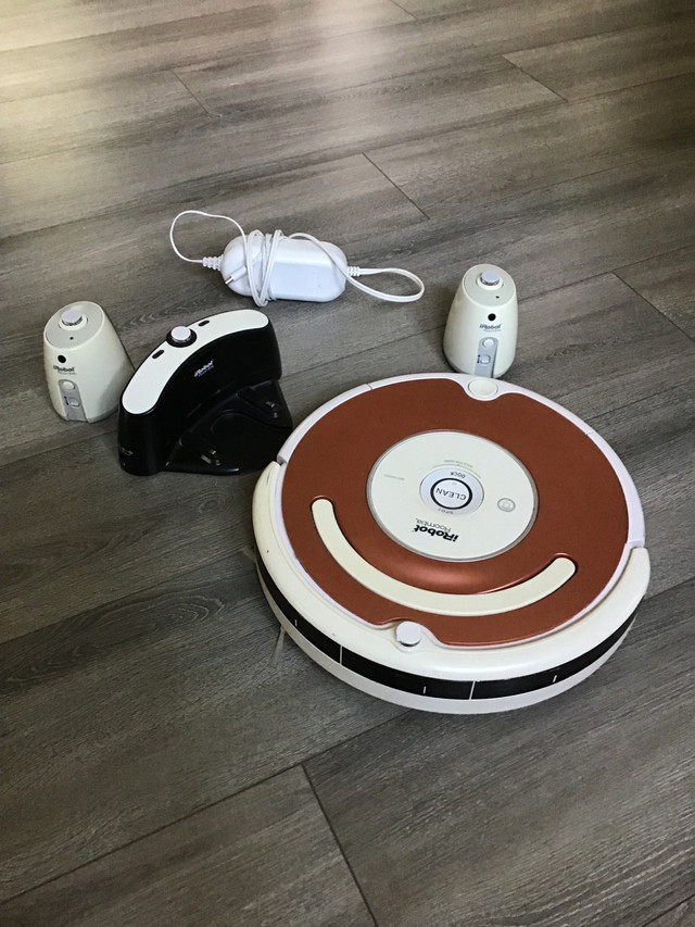 Robot vacuum iRobot Roomba 530 with all the accessories. | Vacuums | Ottawa  | Kijiji