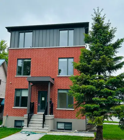 Wellington West BRAND NEW 2 Bed 1 Bath Apt! Steps to the Otrain!