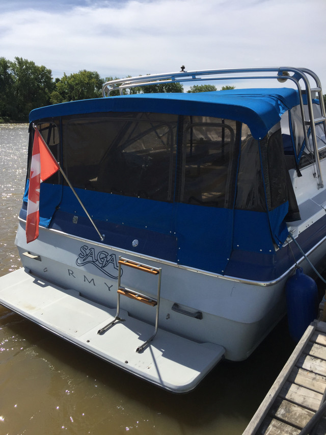 Bayliner Avanti 3485 in Powerboats & Motorboats in Winnipeg