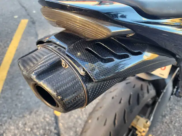 2007 Triumph Daytona in Sport Bikes in Calgary - Image 11