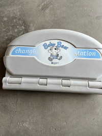 Wall mount baby changing station for sale 