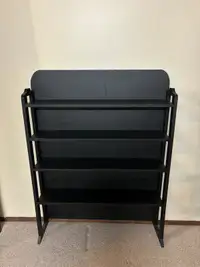 Small shelf unit