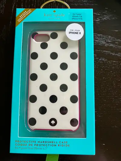 Kate Spade hard shell case used but in good condition with original box. Fits iPhone SE, 6, 7 &/or 8...
