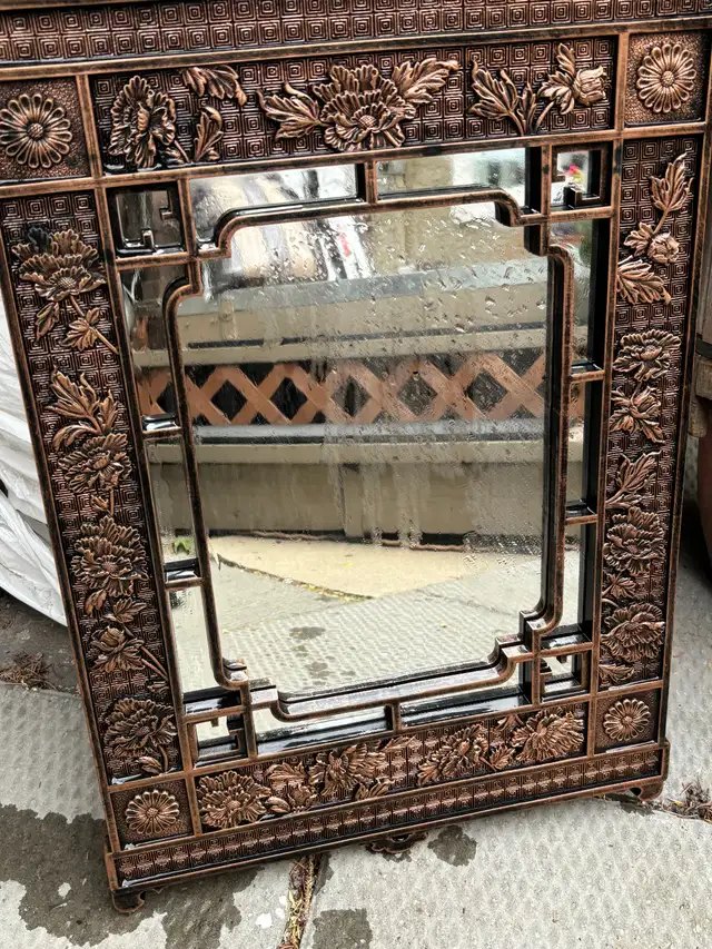 Wall mirror492244647187599361
