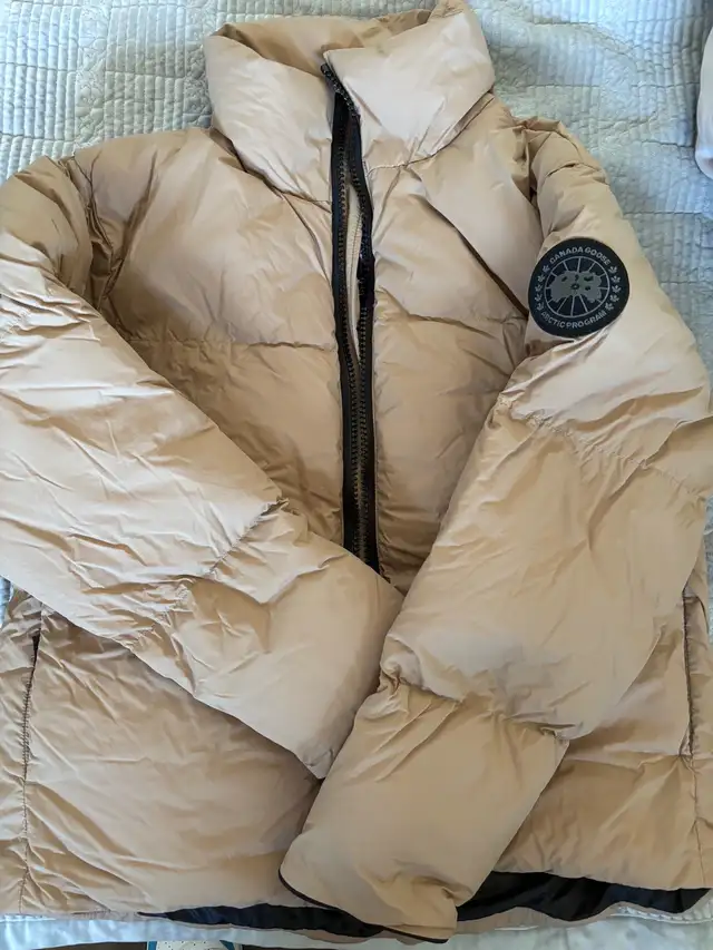 Brand new Canada Goose Lawrence Puffer Jacket for sale in Men's in Edmonton - Image 6