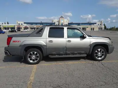 Chevy avalanche engine and transmision