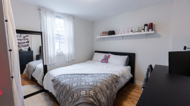 LOOKING TO SUBLET TO TWO STUDENTS: 500$/per room, May-August in Long Term Rentals in City of Halifax - Image 4