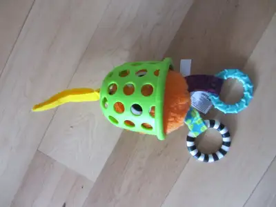 Jouet pour bébé Sassy à suspendre (T39), View more