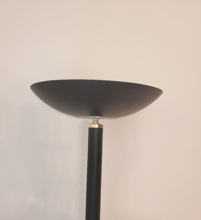 Halogen Torchiere Floor Lamp 300W dans Éclairage intérieur et plafonniers  à Kitchener / Waterloo - Image 2