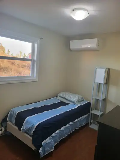Room for rent in nice house in eastern passage everything included furnished heat lights water and i...