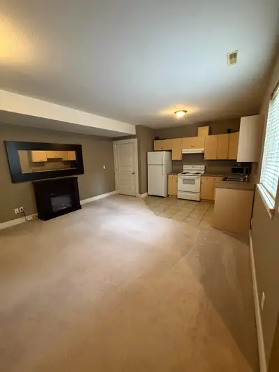 Spacious 1,000 sq ft 1 Bed + Den Suite – Willoughby, All Utilities Included – $1,850 Bright, quiet,...