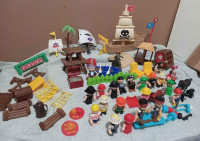 FISHER-PRICE LITTLE PEOPLE LIL' PIRATE SHIP LOT