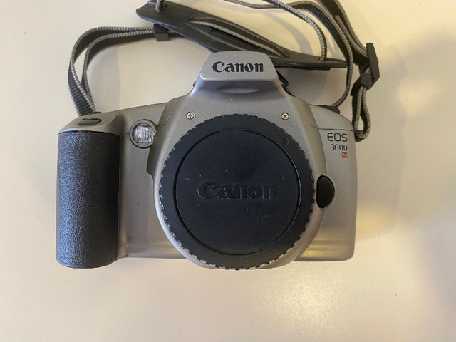 Canon EOS 3000N Film Canera Body. in Cameras & Camcorders in Kawartha Lakes