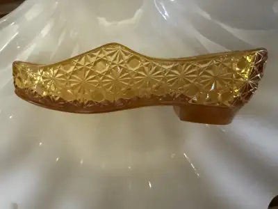 vintage Fenton Amber Glass Shoe in the Daisy and Button pattern, View more