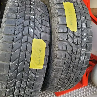 2 Pneu hiver 185-65-15 Firestone Winterforce bon état Plusieurs autres pneus hiver et été disponible...