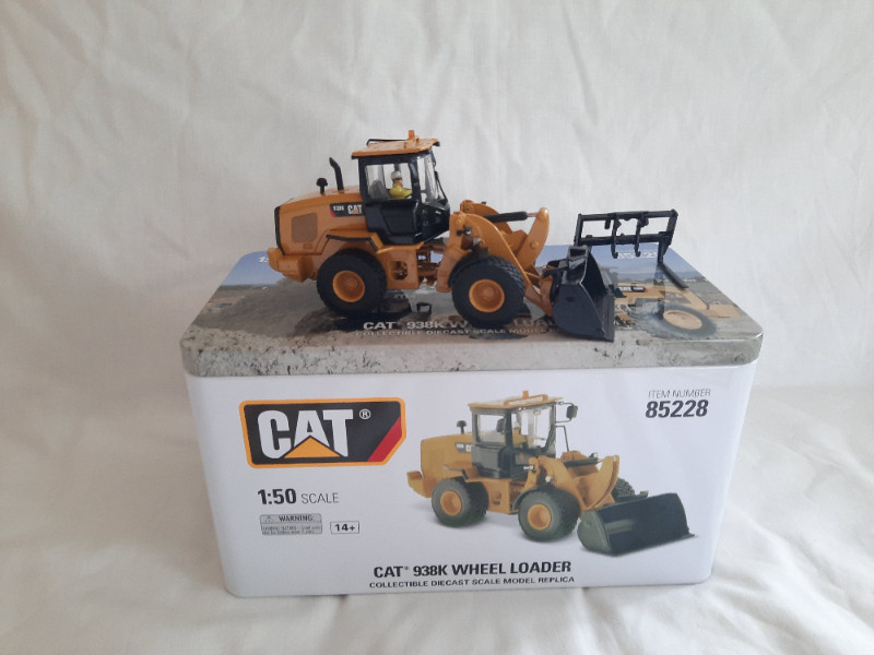 1/50 Cat 938K wheel loader toy for sale  