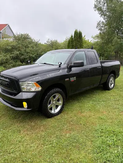 2017 RAM Quad Cab 4x4, View more